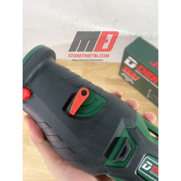 Máy Cưa Kiếm Dùng Pin 21v D21 Dekton / D21-CK28 / Motor Không Chổi Than / Tặng Kèm 1 Lưỡi Gỗ , 1 Lưỡi Sắt