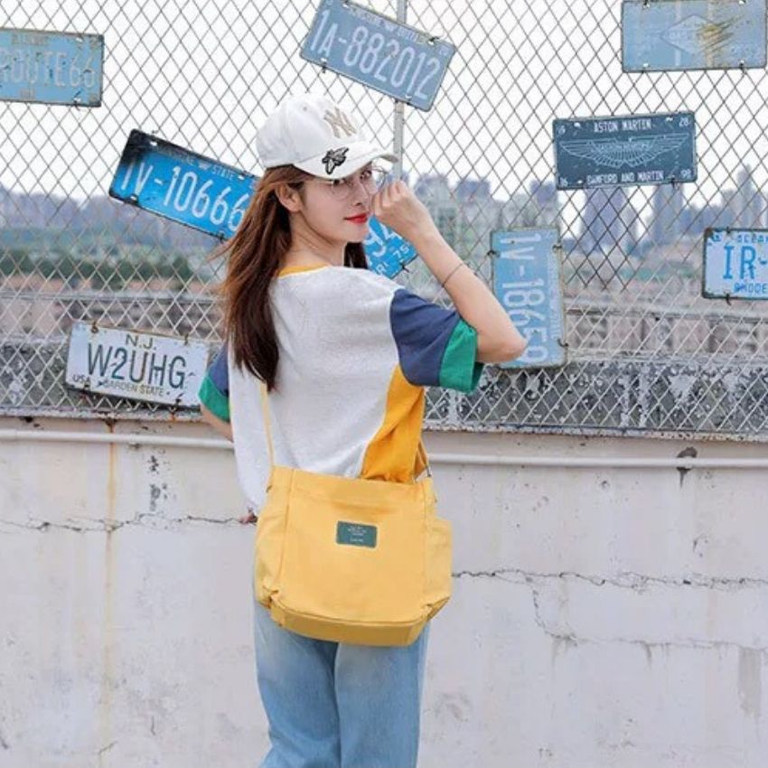 Túi đeo chéo chất vải Canvas dáng Unisex 3 màu đi học đi chơi LATI