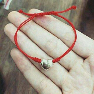 Vòng tay chỉ đỏ tim bạc ( khắc tên miễn phí )