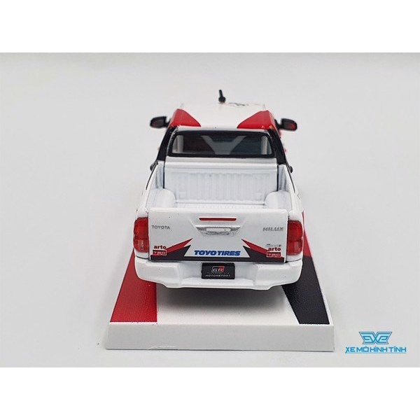Xe Mô Hình Toyota Hilux Tỉ lệ 1:64 Hãng sản xuất Tarmac Works