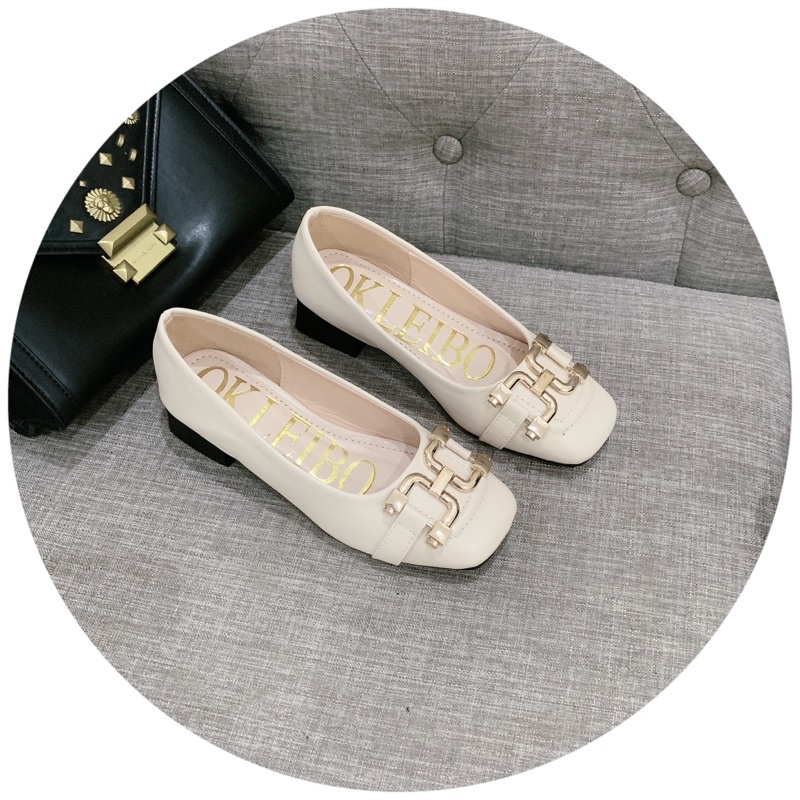 Giầy gót đính khoá