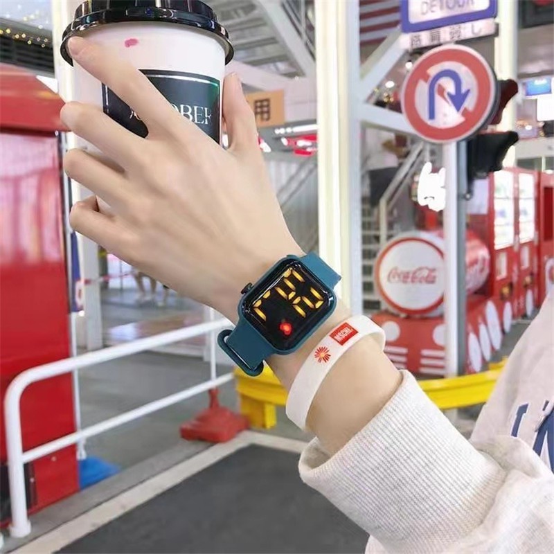 Đồng hồ LED kỹ thuật số không thấm nước thời trang dành cho nam