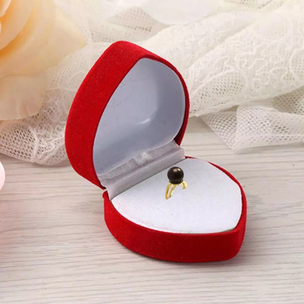Hộp đựng nhẫn hình trái tim xinh xắn