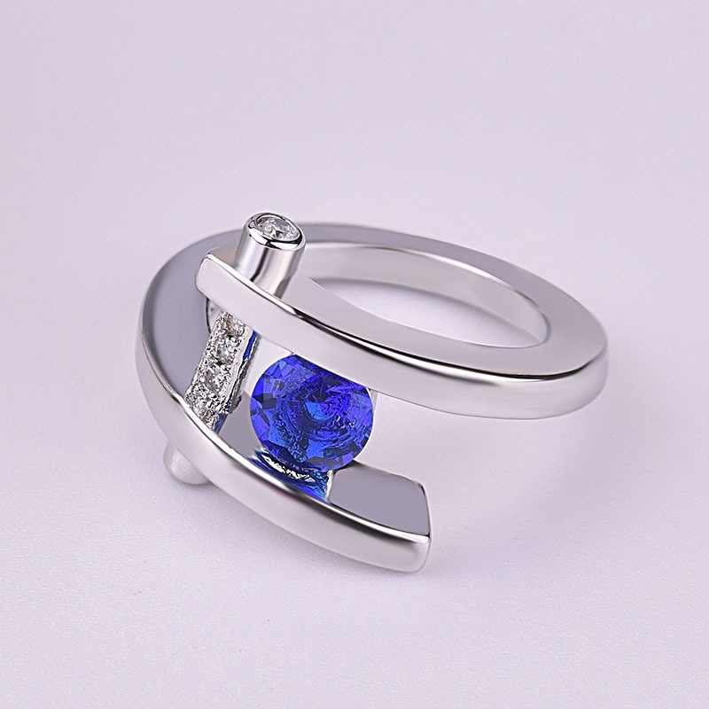 New Creations Inlaid Sapphire Silver Standing Rings Diamonds