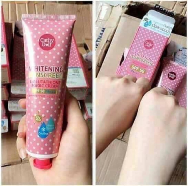 Kem chống nắng Cathy Doll Whitening Sunscreen