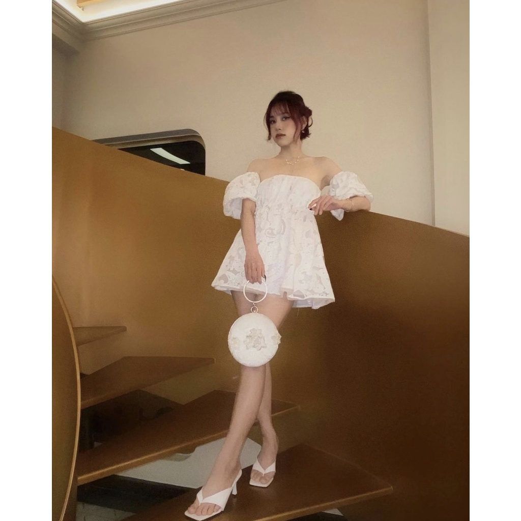 Set babydoll trễ vai màu trắng kèm quần