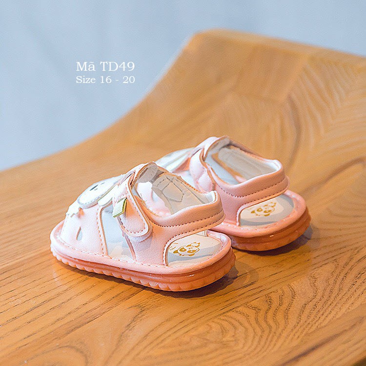 Giày sandal tập đi bé gái có tiếng kêu còi chíp chíp dép đế cao su mềm chống trơn cho trẻ em sơ sinh 0 3 6 tháng TD49