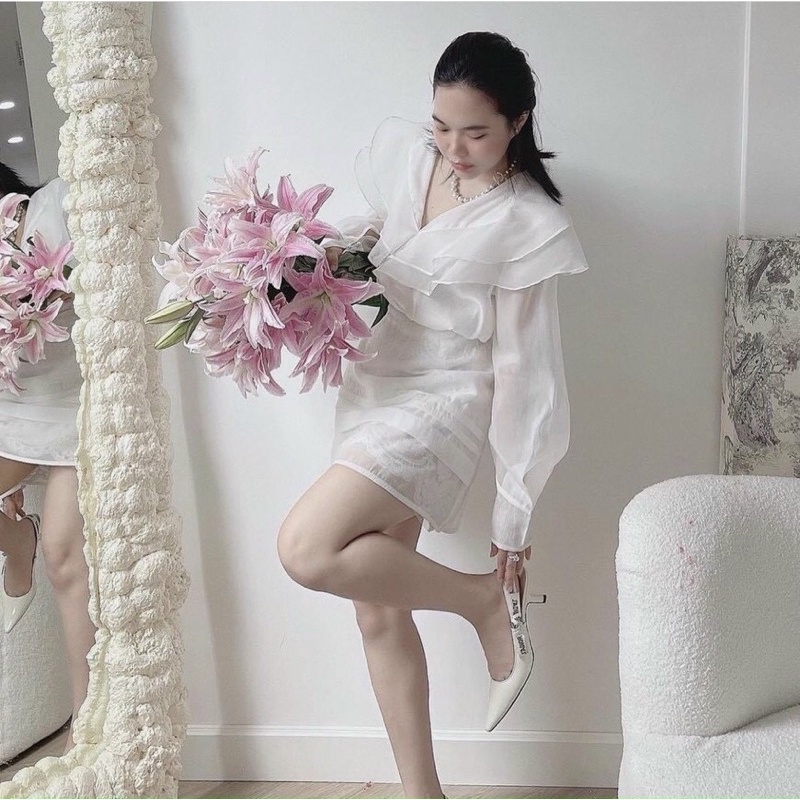 SET Áo voan tơ cổ bèo tầng tay phồng kèm Chân váy lót ren trắng/đen NÀNG CLOSET