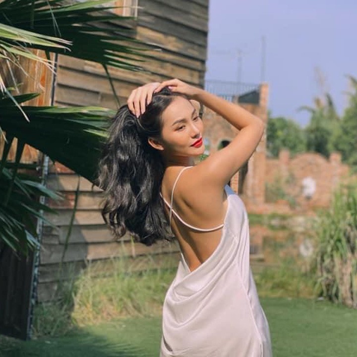 [HÀNG ĐẸP] Đầm ngủ hai dây cao cấp chéo lưng gợi cảm (Kèm video ảnh thật) | BigBuy360 - bigbuy360.vn