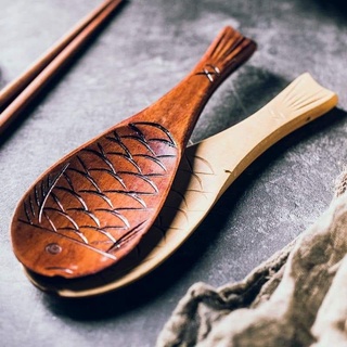 Set 2 thìa xới cơm cá gỗ