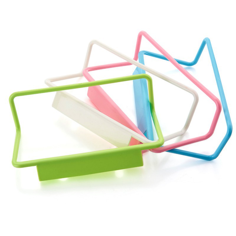 Giá treo khăn bằng nhựa đa năng thông dụng