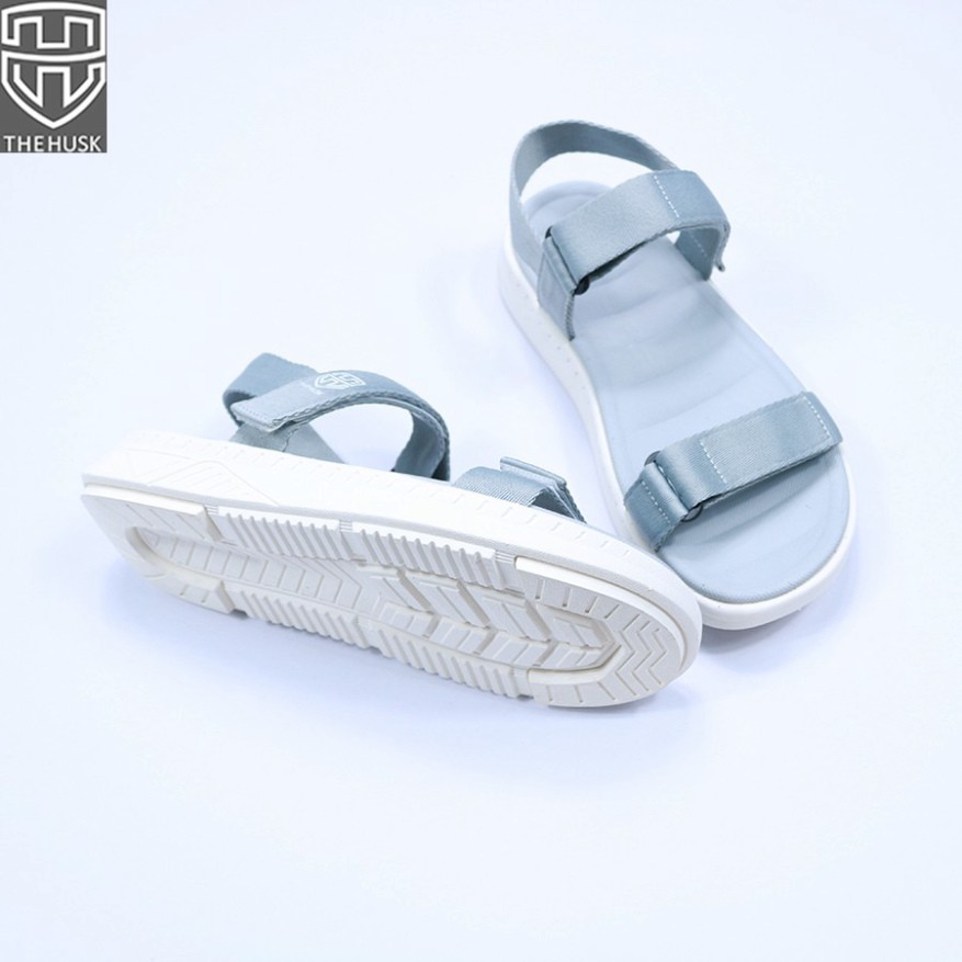 Giày Sandals Nữ HuuCuong &amp; TheHusk 2 Quai Ngang Màu Xám Đế Trắng - TH10