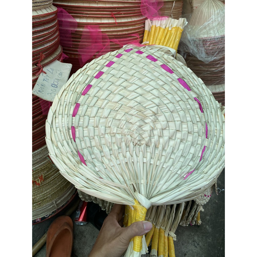 Quạt Cầm Tay Rơm Đan Thủ Công Truyền Thống Thời Thơ Ấu