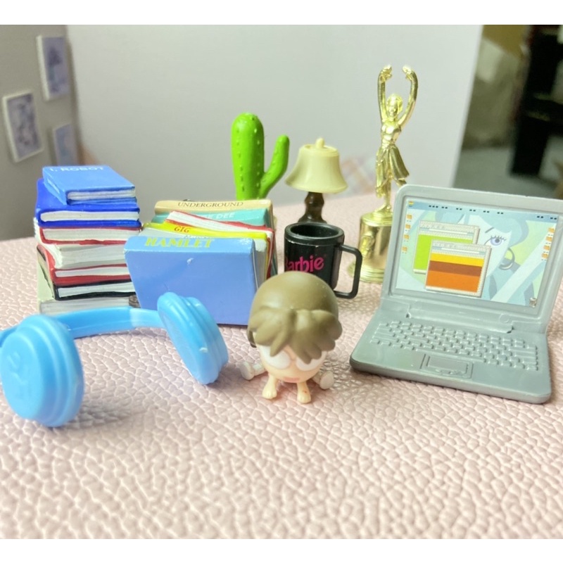 PKC-SET PHỤ KIỆN CHO BÚP BÊ BARBIE