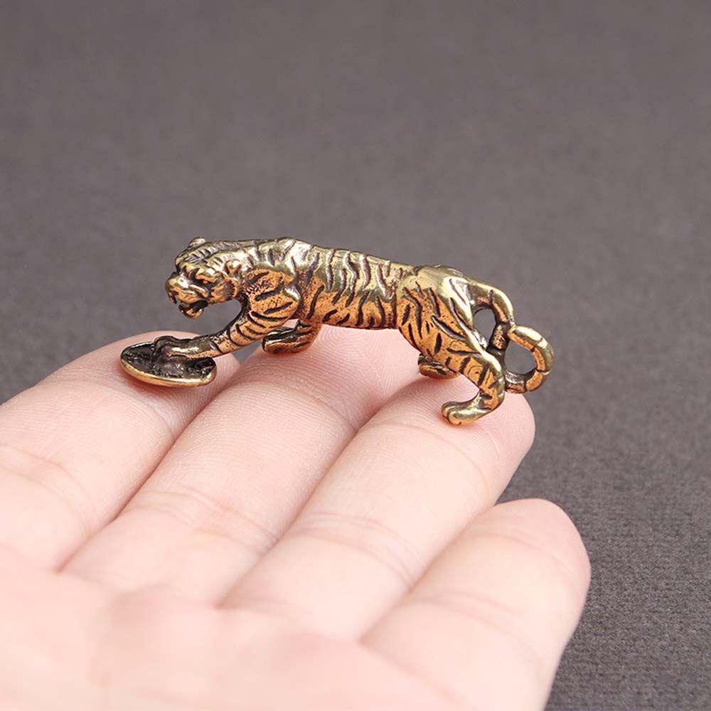 Móc Khóa Thủ Công Bằng Đồng Tinh Xảo Hình Chú Hổ Đẹp Mắt