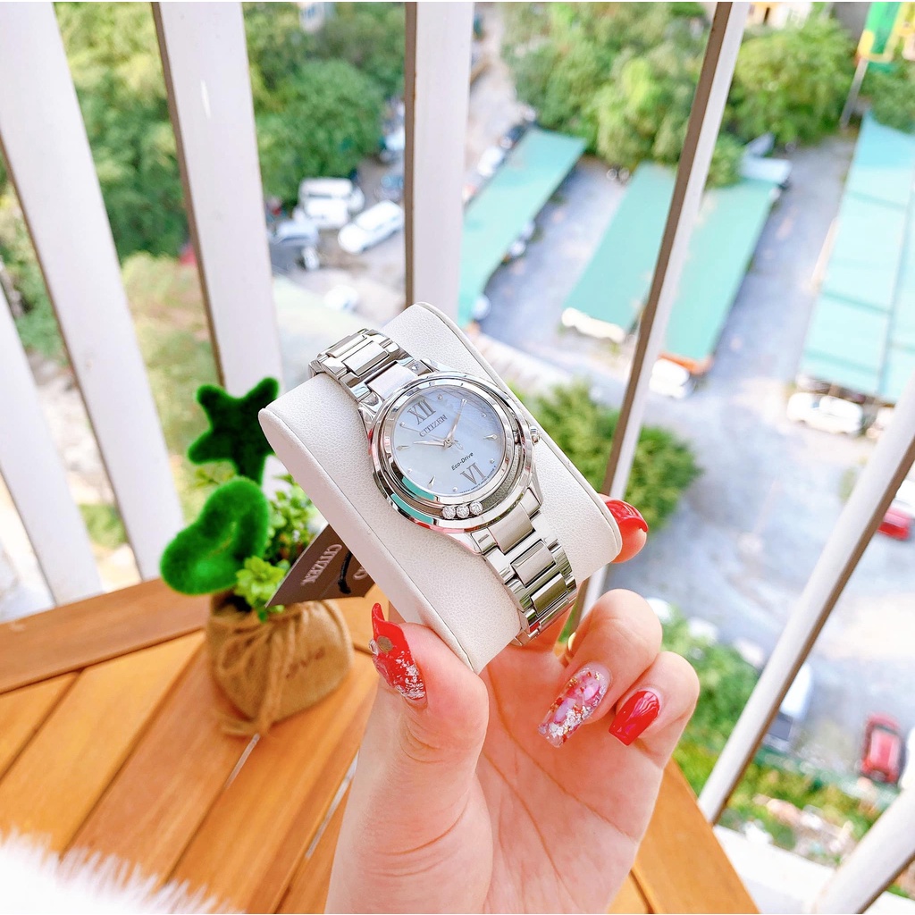 ĐỒNG HỒ NỮ CAO CẤP CITIZEN ECO DRIVE SUNRISE EM0510-53D CHÍNH HÃNG