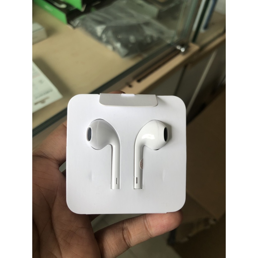 TAI NGHE IPHONE IP7 / 7 PLUS/ X/ XS AUTO MAIN ĐỒNG, CỔNG LIGHTNING HIỆU HAMMER KẾT NỐI BLUETOOTH TỰ ĐỘNG