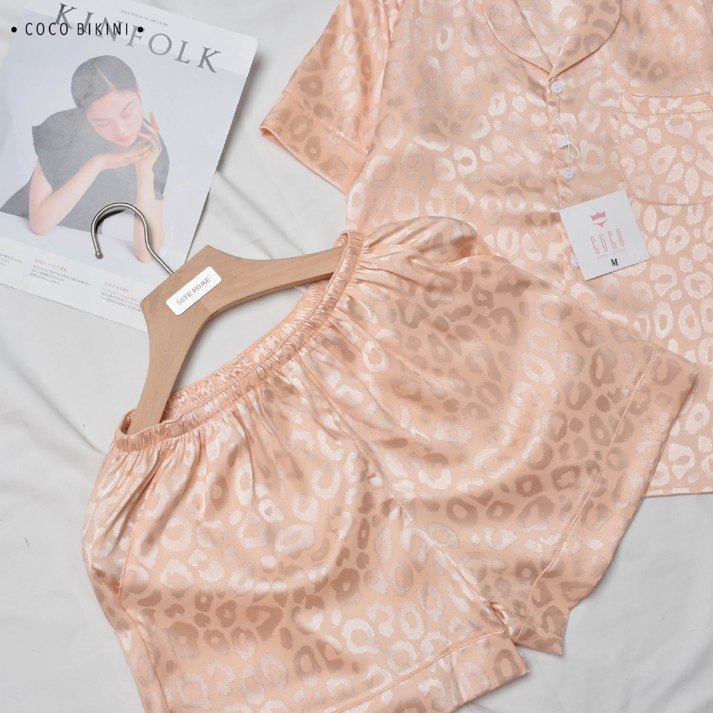 𝑪𝑶𝑪𝑶 𝑩𝑰𝑲𝑰𝑵𝑰 Bộ Đồ Ngủ - Đồ Mặc Nhà Lụa Gấm ( VCC20016 ) | BigBuy360 - bigbuy360.vn