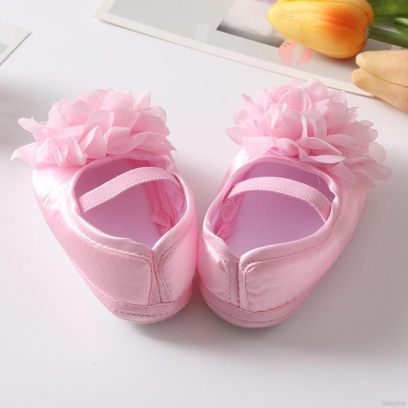 Bộ giày công chúa và băng đô xinh xắn cho bé gái