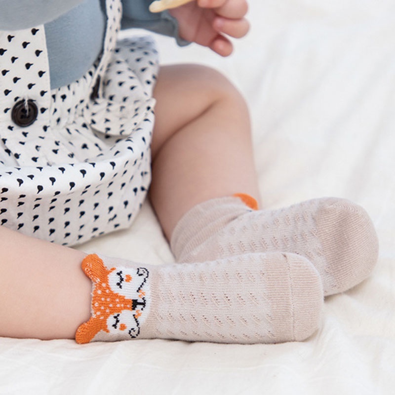 Tất lưới họa tiết hoạt hình cho bé từ 1-3 tuổi