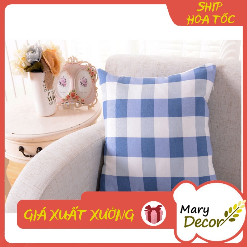 Gối tựa sofa Mary Decor - họa tiết Caro blue trắng to