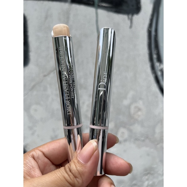 Sơn dưỡng móng tay Dior Flash Manucure Sơn Dưỡng Móng Màu Da 001