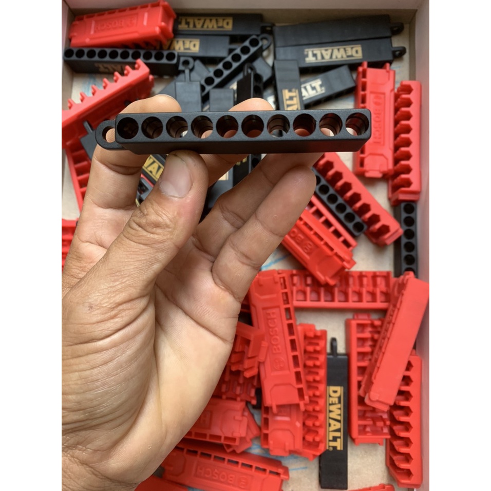 Chân đế gắn mũi vít , mũi khoan Dewalt ( Giá là giá 1 chân đế )