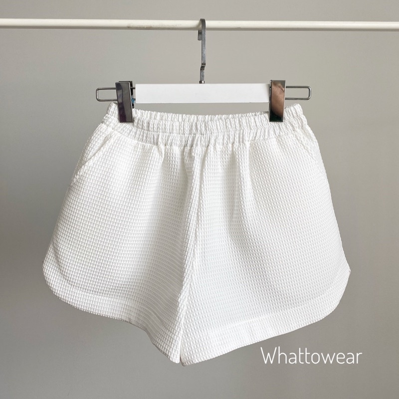 Quần short lưng thun vải dập tổ ong by Whattowear