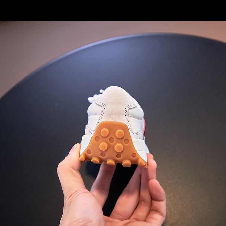 Giày thể thao thoáng khí chống trượt thời trang cho bé