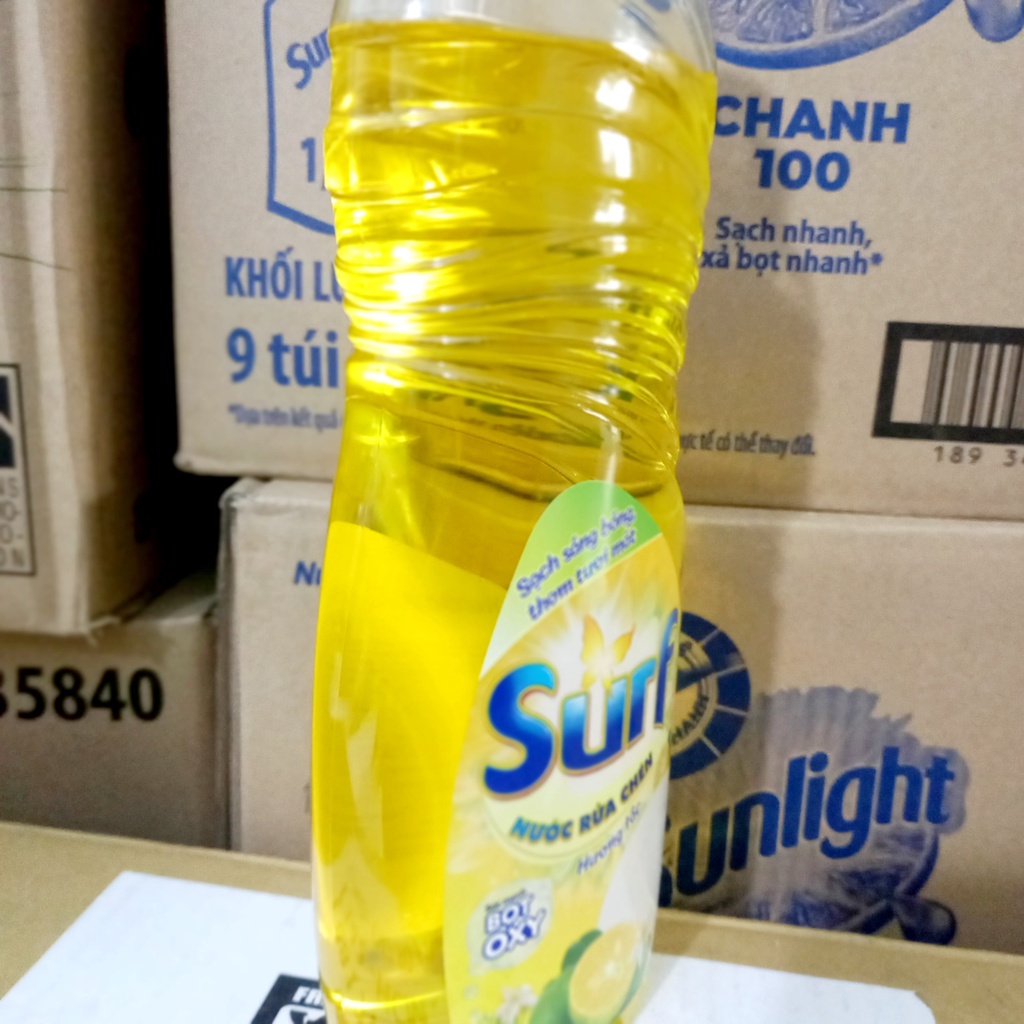 Nước Rửa Chén SURF Hương Tắc Dịu Nhẹ Chai 750g 750 g