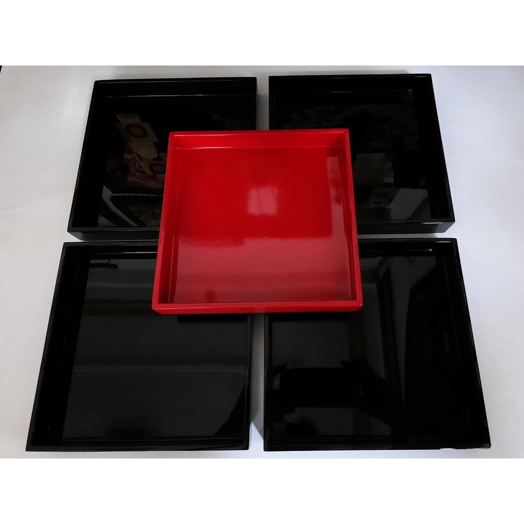 Khay sơn mài vuông kích thước 20x20x2cm - K01