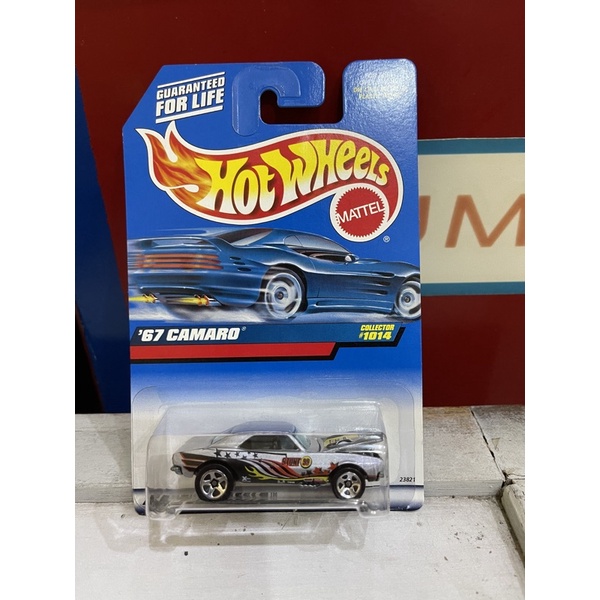 Xe mô hình đồ chơi Hotwheels cơ bản 1:64 - '67 Camaro