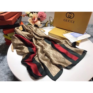 Khăn lụa dài gucci mẫu mẫu 01 full box.