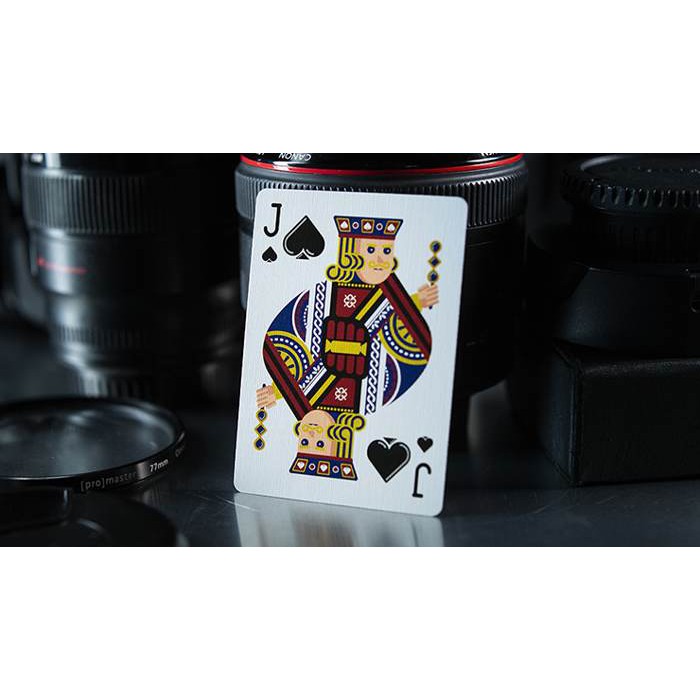 Bài ảo thuật : B-Roll Playing Cards
