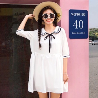 Váy babydoll trắng viền đen