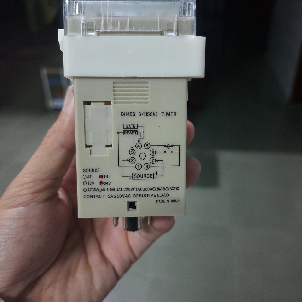 Rơle DH48s s Rơ le thời gian DH48s s - DH48SS 12V / 24V / 220V / 380V kèm đế