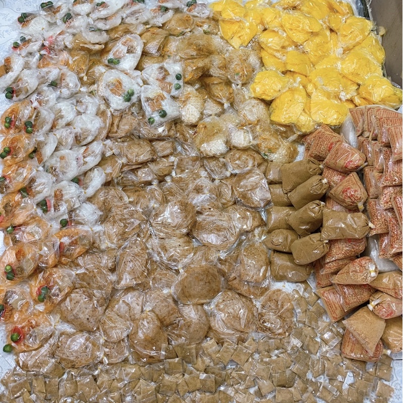 Bánh Tráng Ớt Phơi Sương Trộn Muối Tôm Nhuyễn Sa Tế Tắc Hành Phi Thơm Ngon Cay Cay