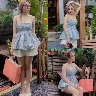 Set áo hoa nổi hai dây kèm short
