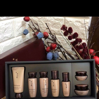 Set dưỡng mini Timetreasure chống lão hoá của Sulwhasoo