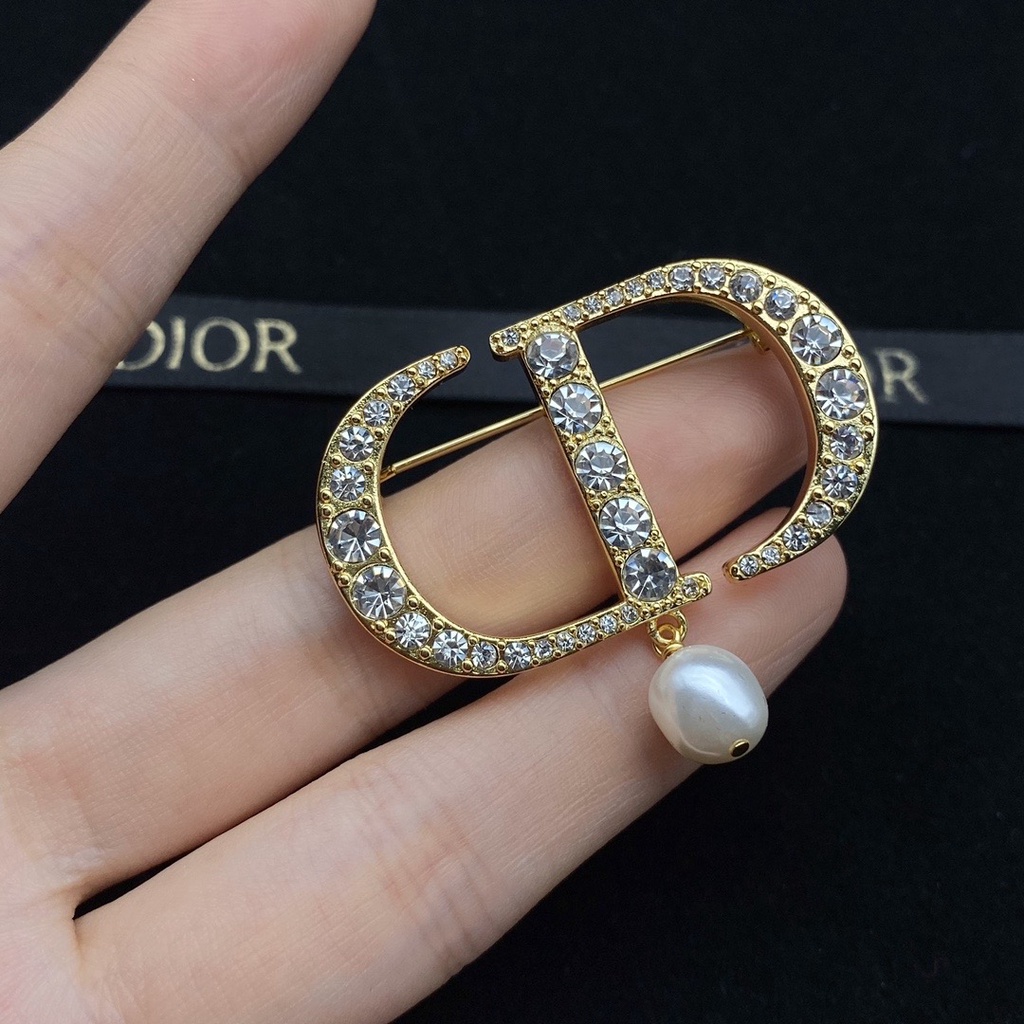 Ghim Cài Áo Hình Chữ Dior Thời Trang Thanh Lịch Sang Trọng