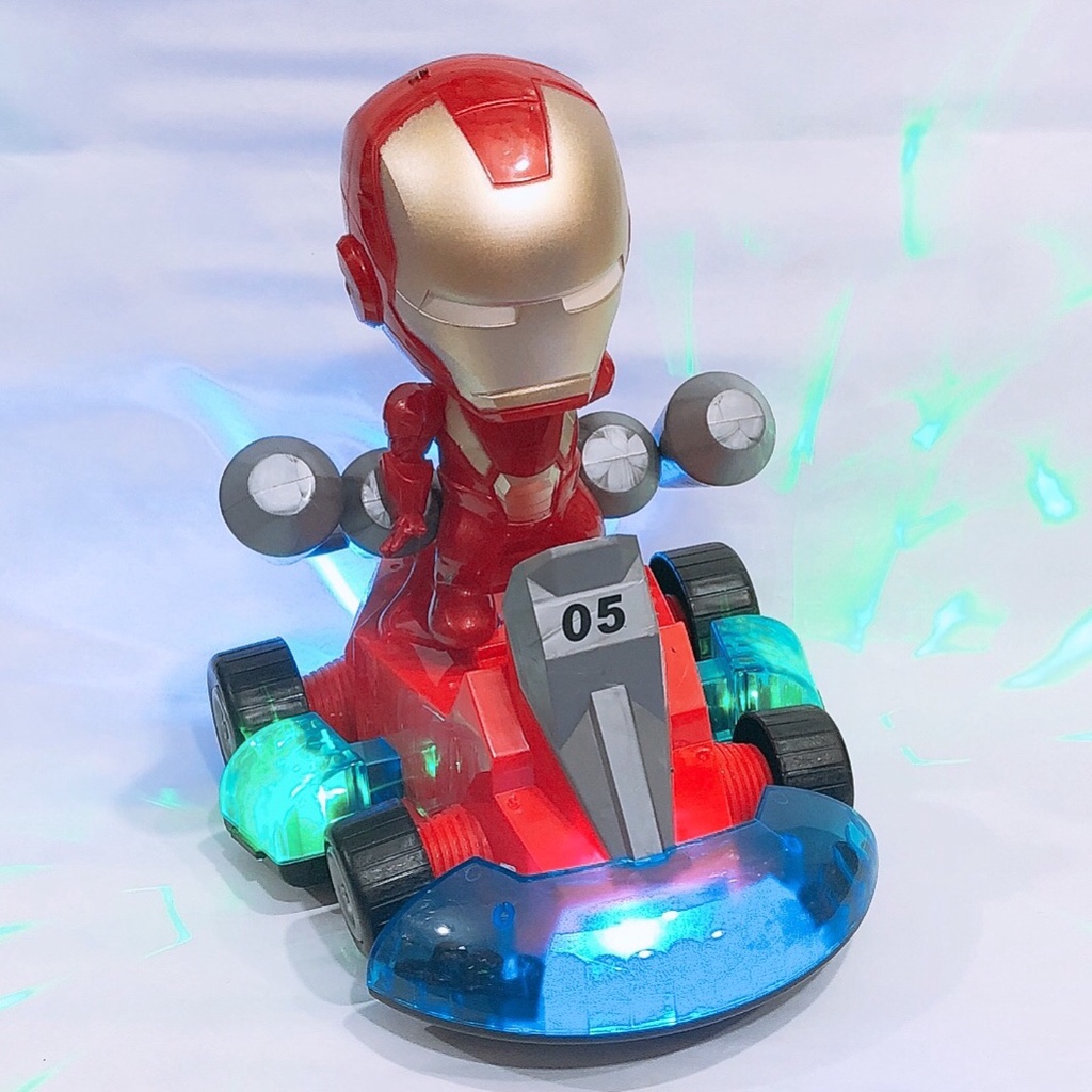 [Đèn nhạc, Xe Tự lái] Đồ chơi xe siêu anh hùng avenger tự lái, xoay, đèn chiếu cho bé ironman người sắt
