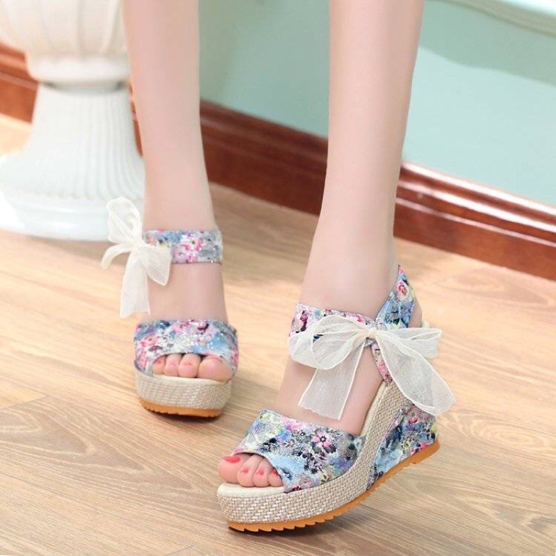 Sandal xuồng hoa cột dây rất dep