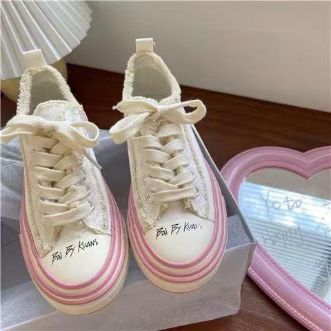 Giày đế dày phong cách thể thao thời trang xuân thu 2021