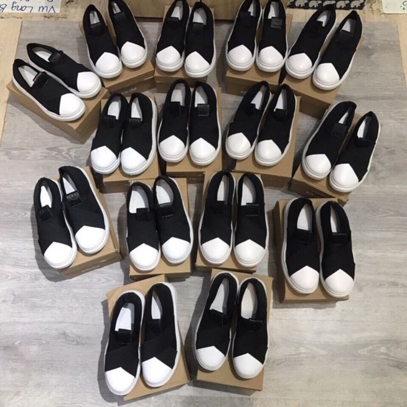 {HÀNG LOẠI 1} GIÀY LƯỜI SLIPON CHUN ĐAN CHÉO MÀU ĐEN | BigBuy360 - bigbuy360.vn