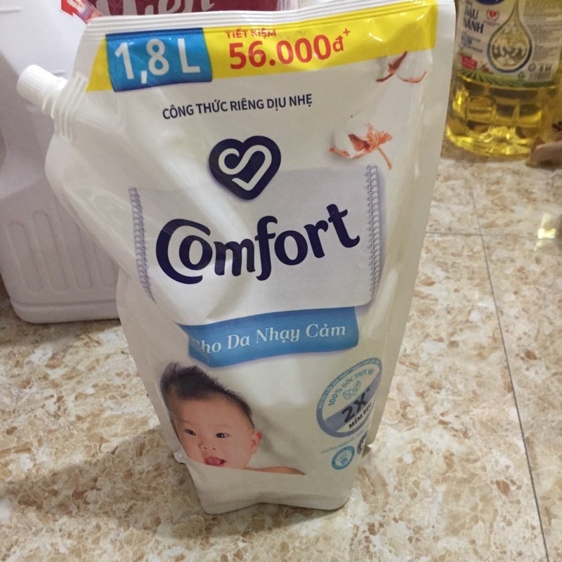 Nước xả vải comfort đậm đặc cho da nhạy cảm túi 1,8l