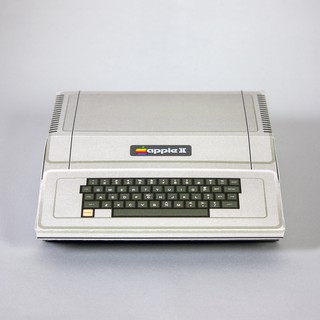 Mô hình giấy máy tính mini Aplle II Personal Computer