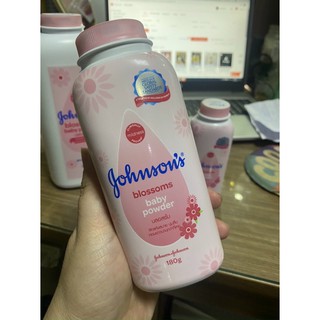 Phấn Rôm Johnson's Baby Powder