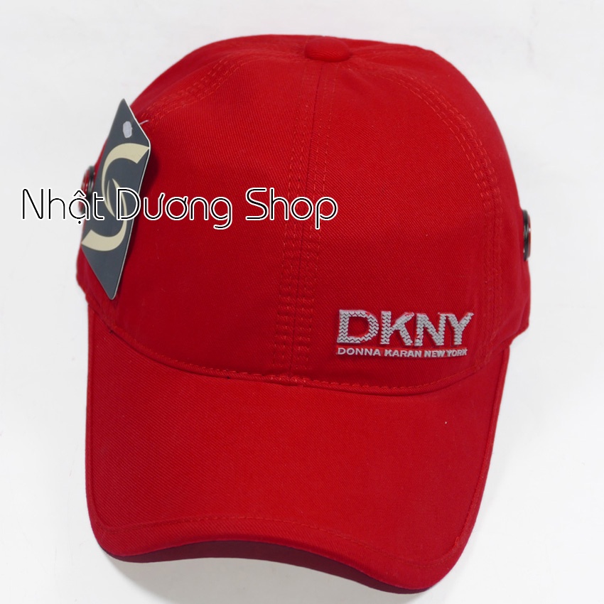 Nón vải ép chữ DKNY nổi có gai - Chất liệu vải Kaki bền chắc kết hợp với chữ ép tạo nên sự nổi bật cho người đội