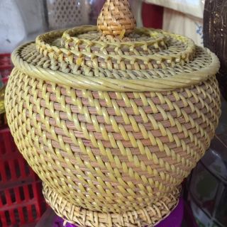 ủ ấm mây tre đan