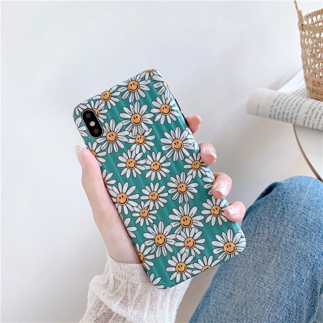 Ốp Hoa Cúc Mặt Cười